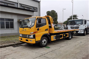 长椿街车辆公路救援